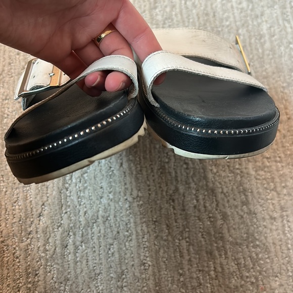 Sorel Women’s Roaming Slide Size 8 - Picture 7 of 7